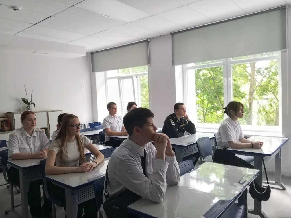 Сегодня прошло заключительное занятие цикла «Разговоры о важном».  За этот год мы обсуждали многое: 