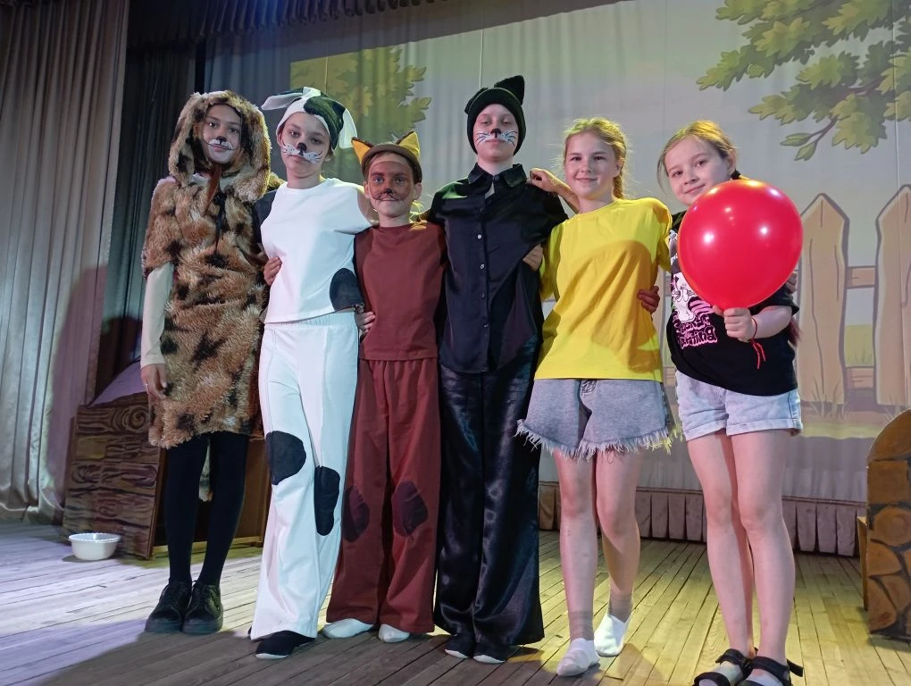 🎭Премьера спектакля "Котёнок по имени Гав" прошла успешно! 🥰