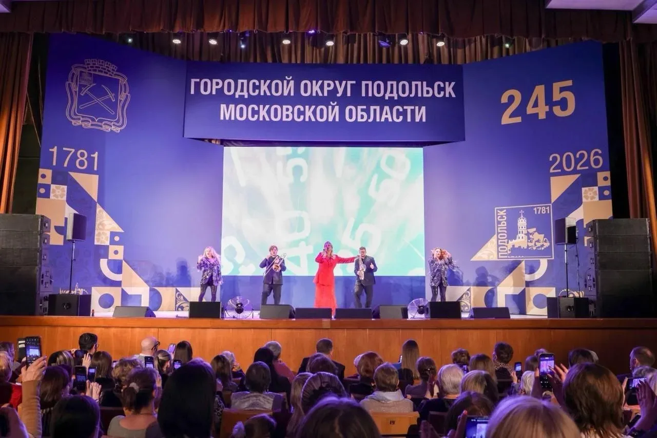 Юнармейцы отряда "Бригантина" приняли участие в праздничном концерте, посвященном Международному жен
