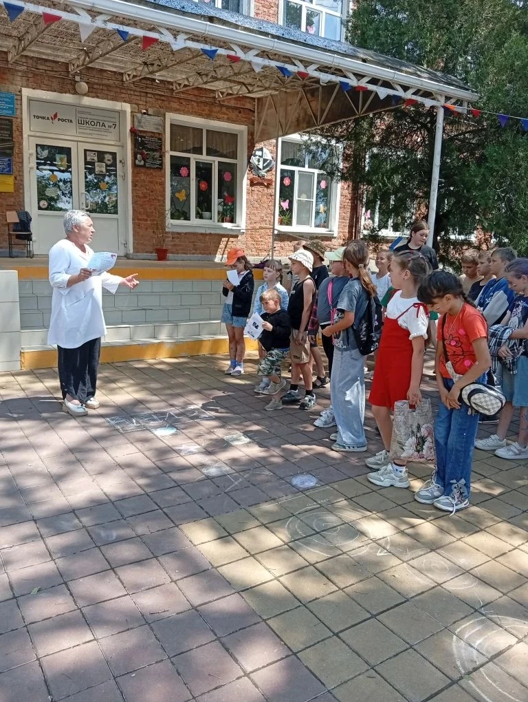 .🍏 Здоров будешь — всё добудешь!В нашей школе прошла увлекательная Минутка здоровья «З...