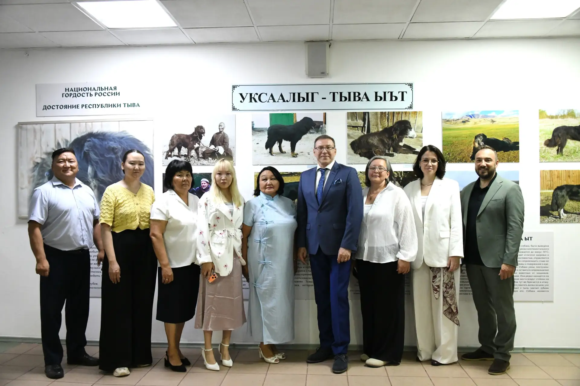 В Национальном музее Тувы открылась фотовыставка «Тыва ыт»

22 июля 2026 года в Национальном музее и