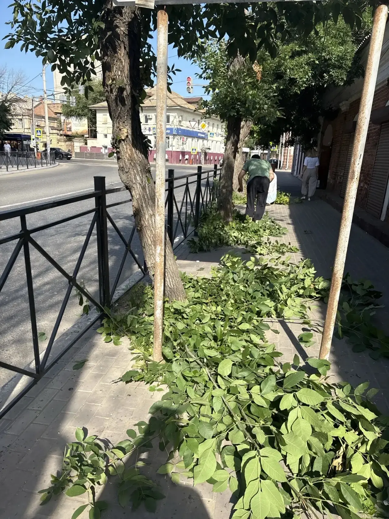 🚜 Наводим порядок на главной магистрали — улице Свердлова!