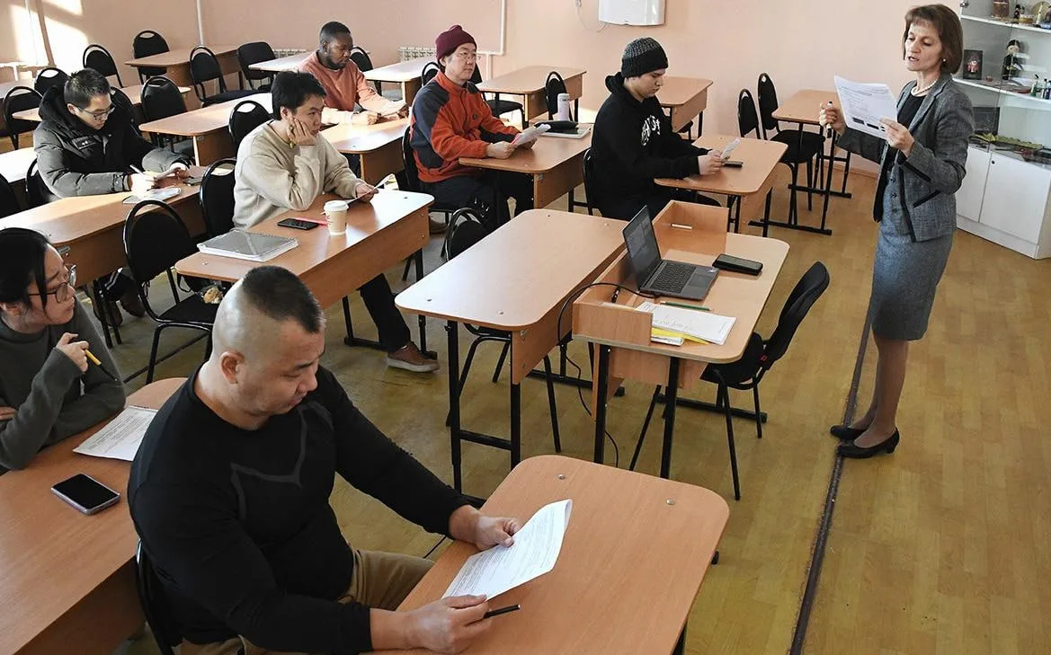 📚 Для иностранных абитуриентов введут единый экзамен по русскому языку