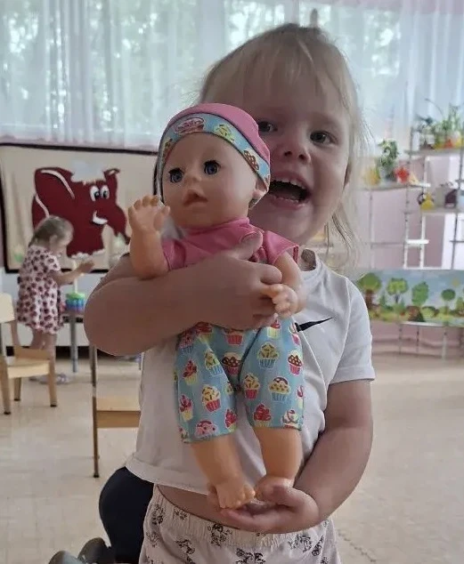 🥁🧸🎨Продолжается тематическая неделя, посвященная любимым играм и игрушкам.
Наши дошколята продолж