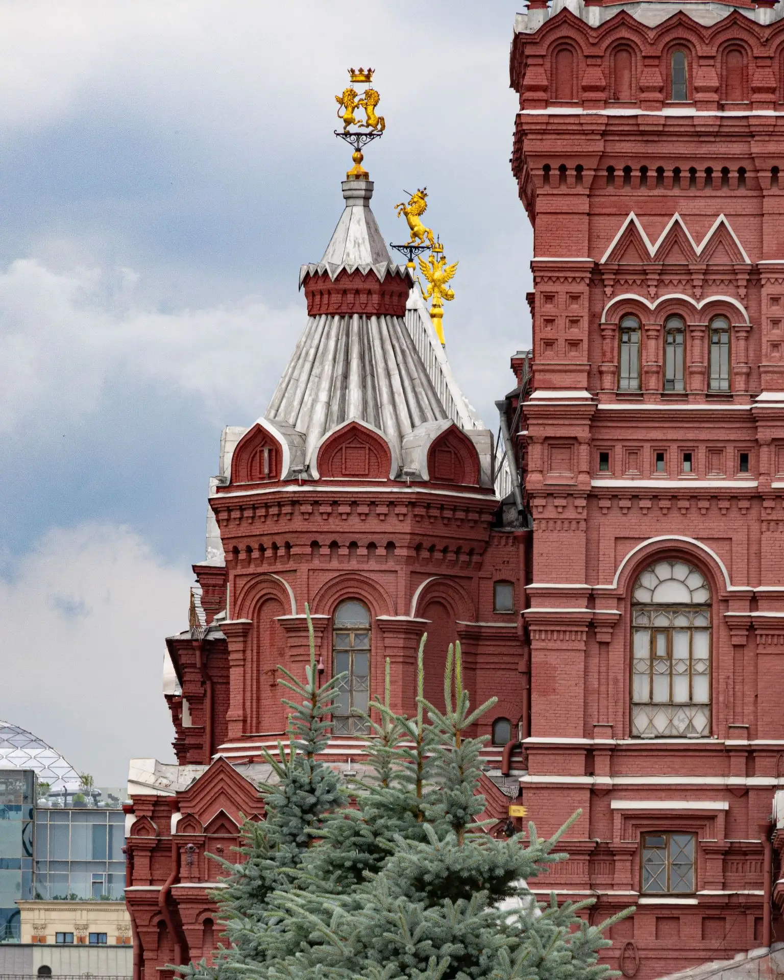 Уважаемые посетители, внимание!

В воскресенье, 21 июня, Главное здание Исторического музея будет от