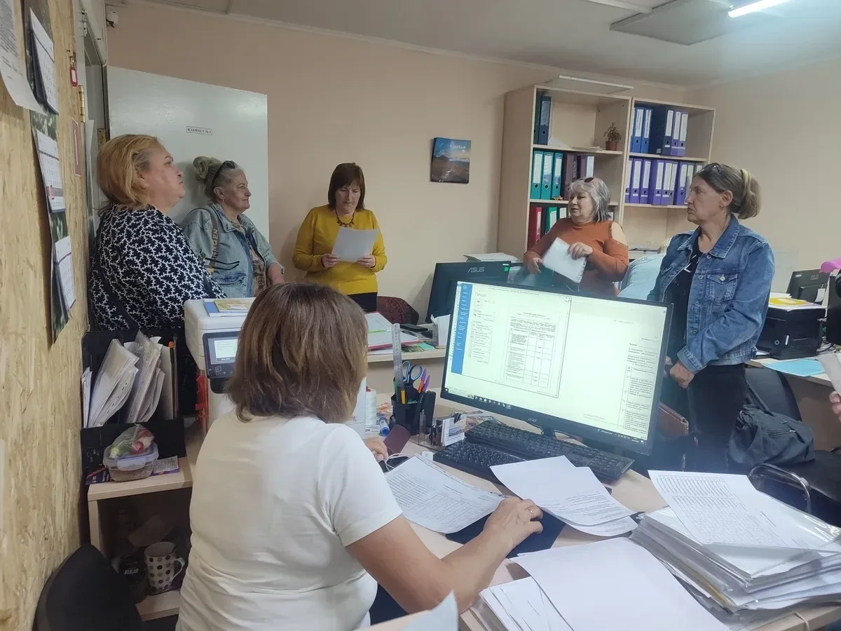 Мариупольским социальным работникам рассказали о действиях при угрозе атаки беспилотников  Информаци