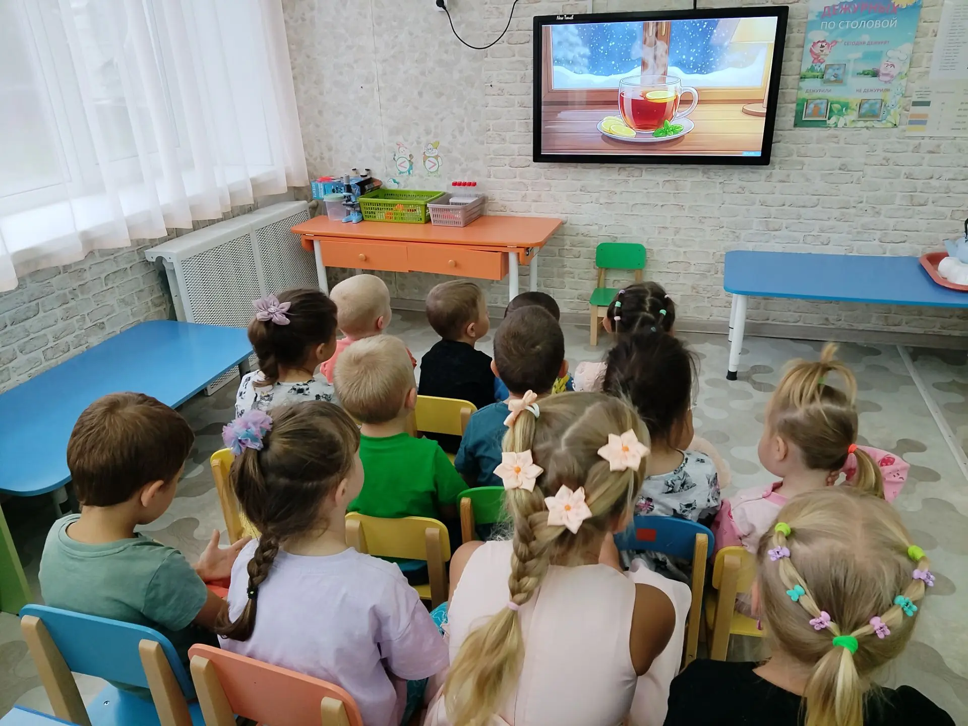 Чаепитие в России - особый и всеми любимый ритуал, а главная его составляющая - общение...