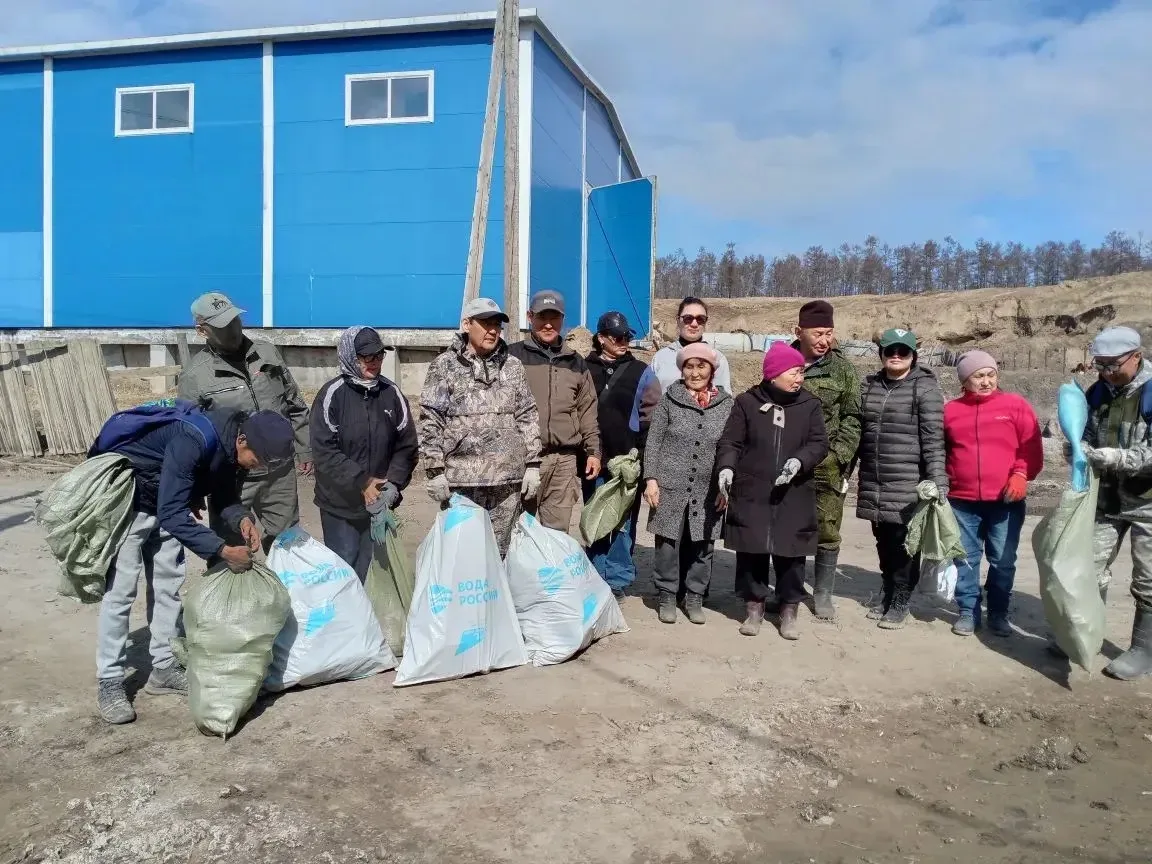 🍀Усть-Алданский улус присоединился к проекту #Зеленыйчетверг!  Коллеги из Усть-Алданской инспекции Г