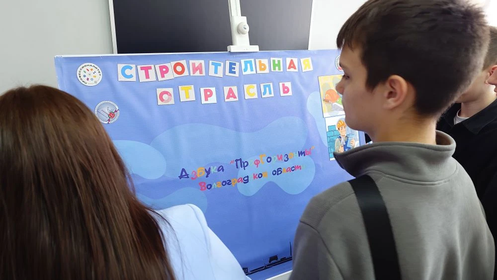 Сегодня ученики 9 классов провели последний день в пришкольном лагере. Для ребят были организованы н