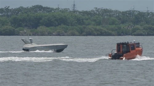 🇹🇼 Тайвань делает ставку на рой морских дронов с американским искусственным интеллектом

На морско