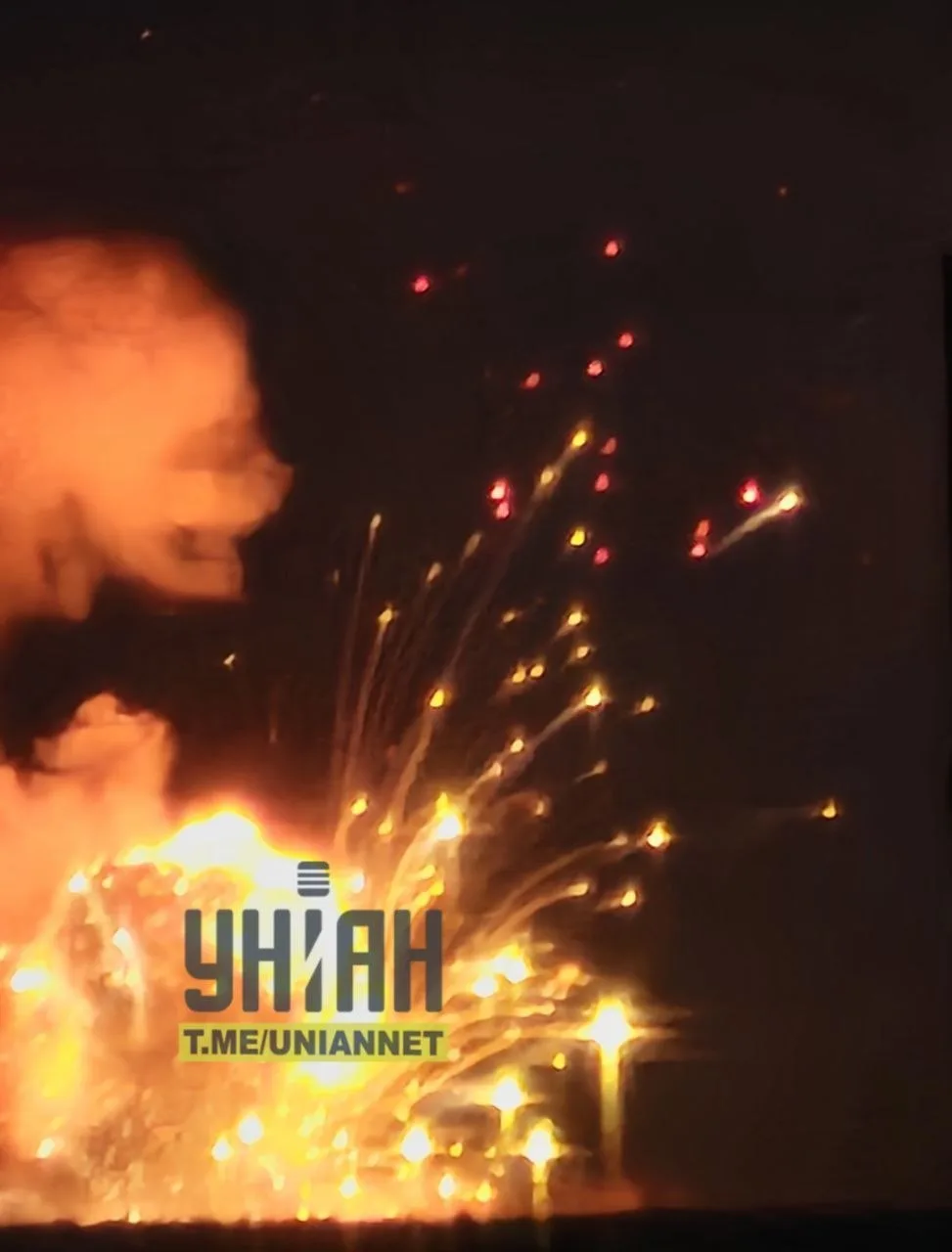 Украина в эти минуты.