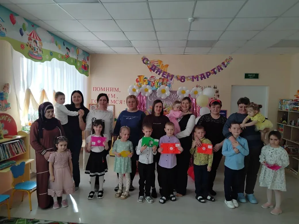 В нашем детском саду прошел утренник, посвященный 8 марта! Выступление детей на праздни...