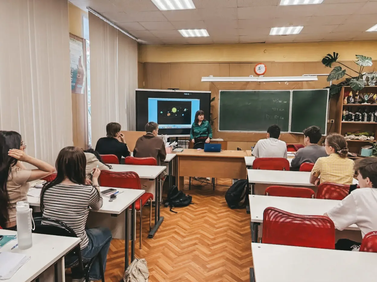 🚀 В гимназии № 108 завершился профильный физико-математический интенсив «Точка Опоры»!

Это были на