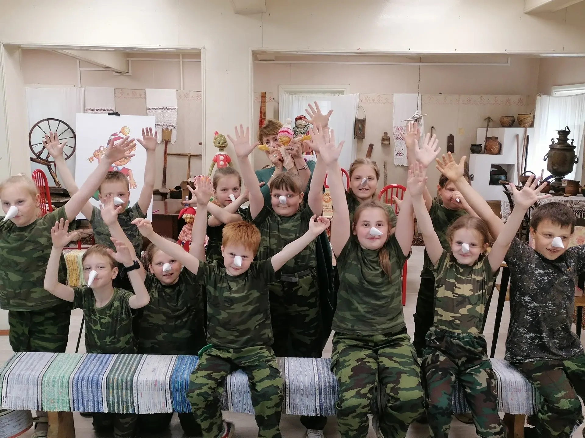 🤥 Буратино бывает разным — сегодня ребята увидели целую коллекцию.