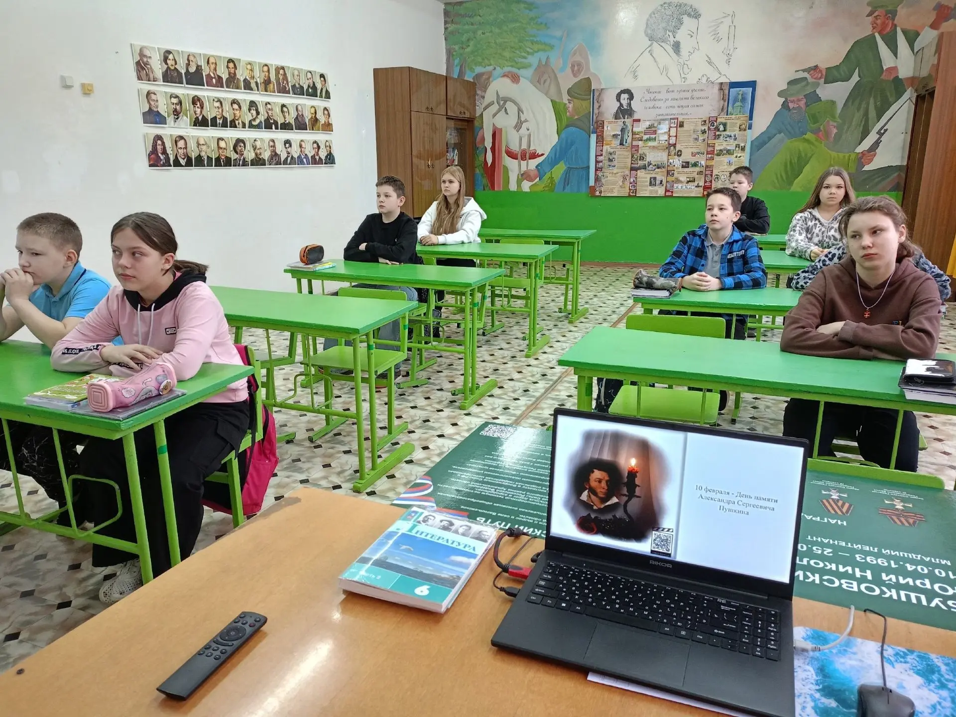 📘 Читаем Пушкина вместе: праздник поэзии в нашей школе!