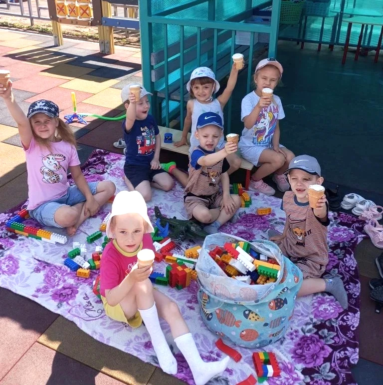 🍦 Тайна великого холодильника: сладкий квест ко Дню мороженого!