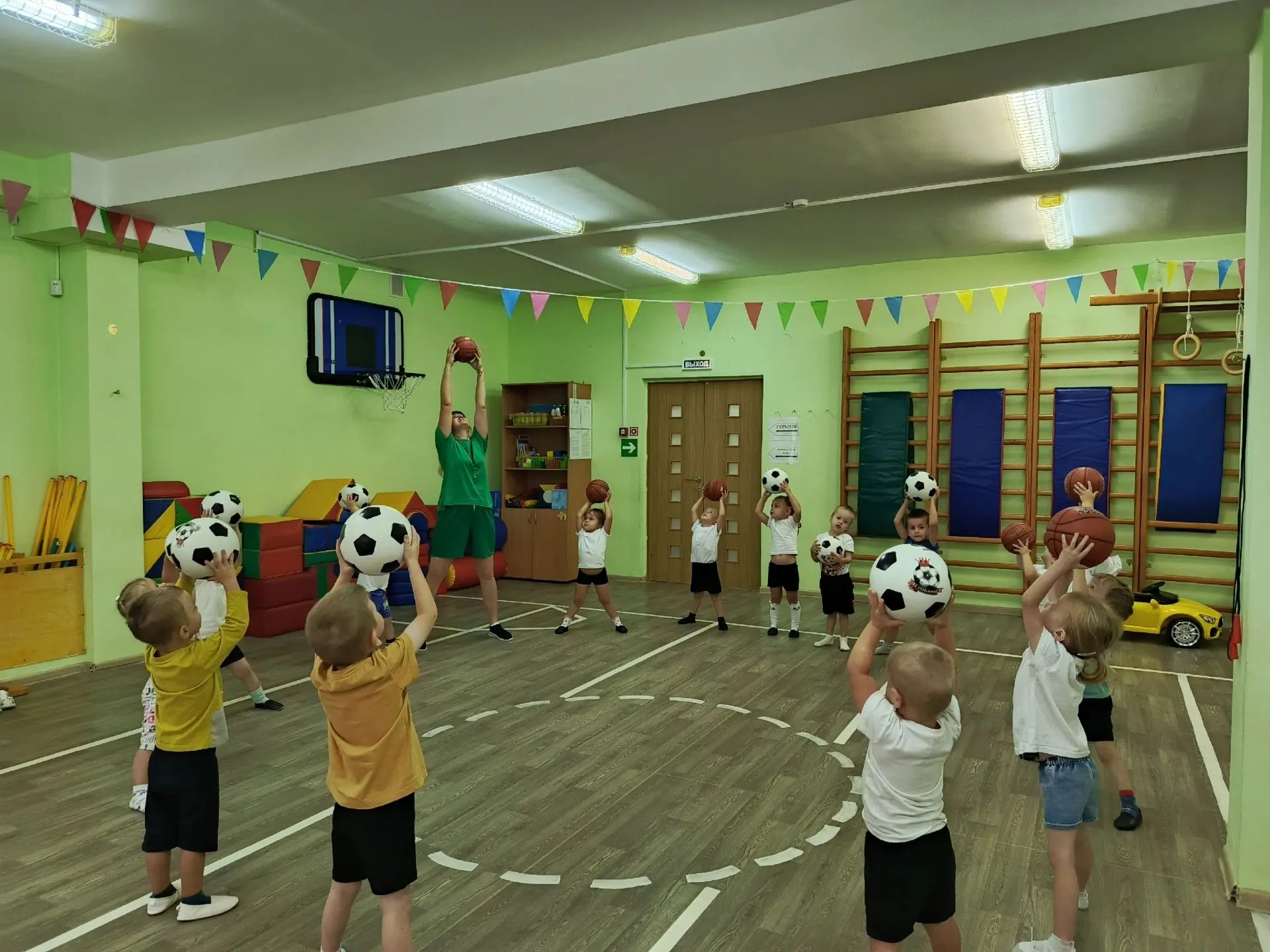 ⚽🏀МОЙ ВЕСЁЛЫЙ ЗВОНКИЙ МЯЧ⚽🏀