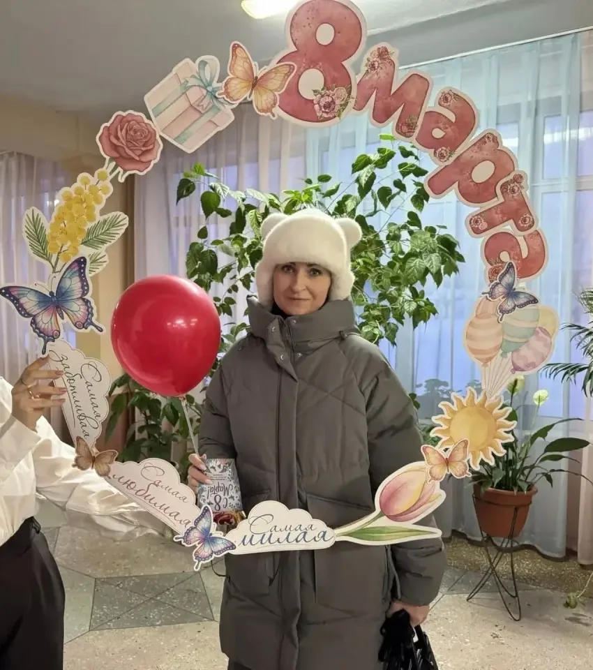 Утро пятницы в нашей школе началось не с привычной учебной рутины, а с улыбок🤗 Наши замечательные уч