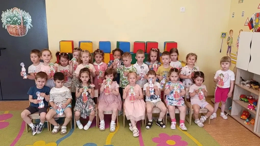 В дошкольном отделении "Чебурашка" прошел «День народной куклы». Ребята не только узнали интересные 