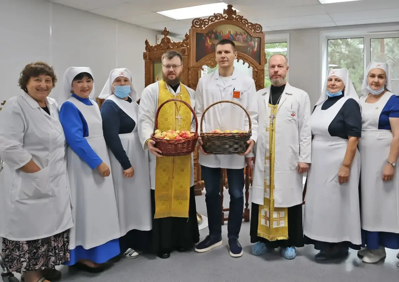 🫂 Пациенты и сотрудники ожогового отделения встречали необычных посетителей.