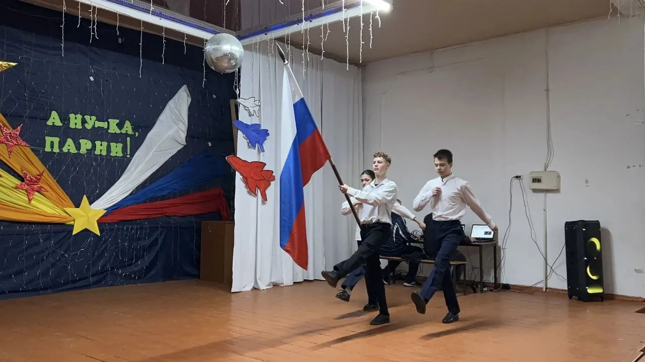 "Будущие защитники" - пятиклассники, в преддверии Дня защитника Отечества, рассказали о различных ро