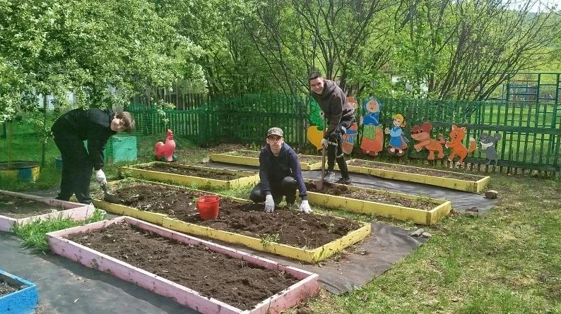 ☀️ Неделя труда и добра в детском саду "Надежда"!

 ☀️С 8 по 15 июня на территории детского сада "На