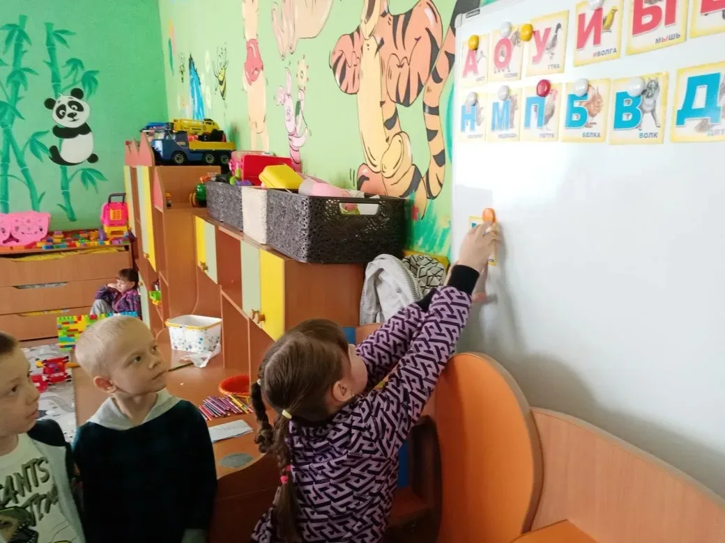 Дети  дошкольной группы компенсирующей направленности познакомились с новым звуком "Ц" ...