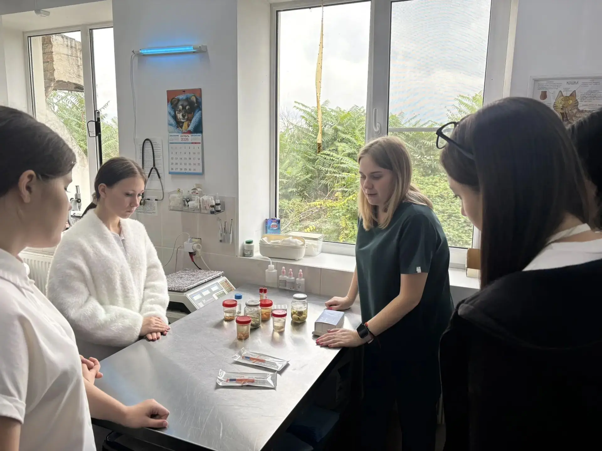 Как стать Айболитом? 🩺🐶 Узнали ученики 9В и 9Г! 🎓