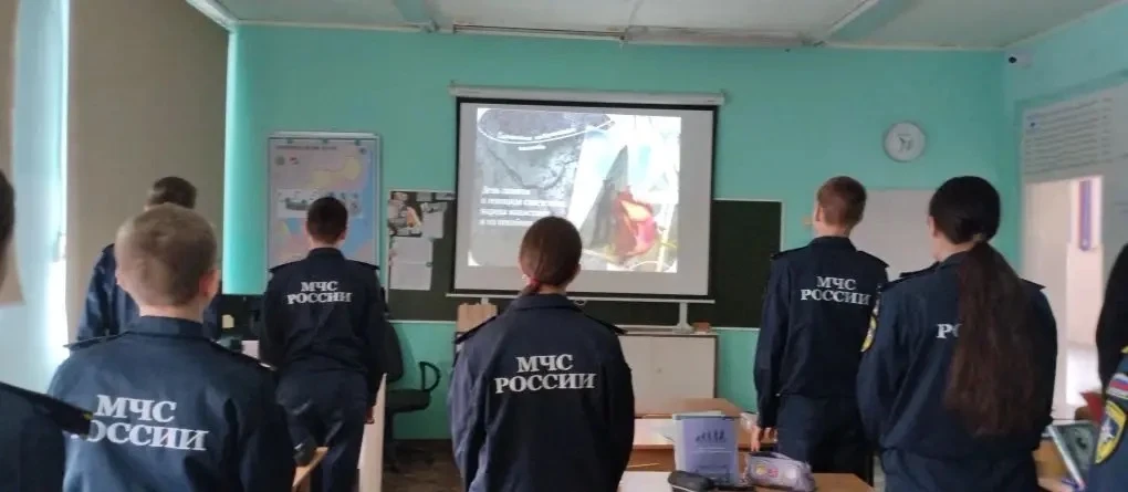 Урок мужества : «Боль Хатыни»  ✍️Ежегодно 19 апреля по всей стране проводится День единых действий в