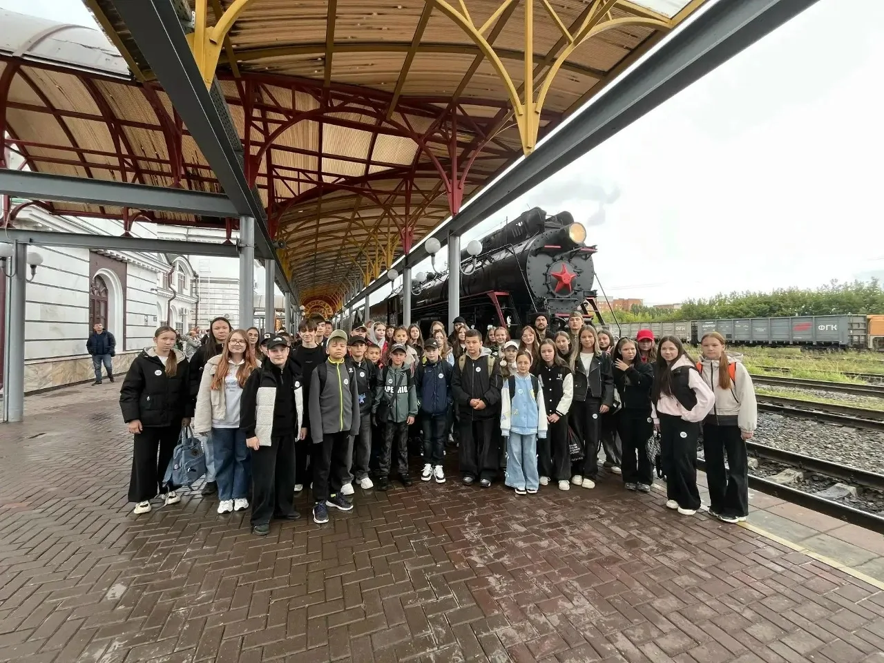 🚂 «Легендарный красный»: путешествие, которое запомнится надолго! 💛