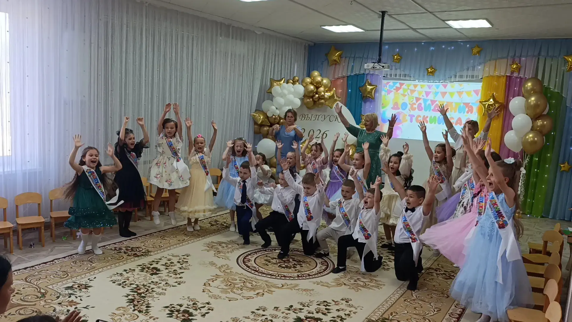 Дорогие наши выпускники, любимые ребята!