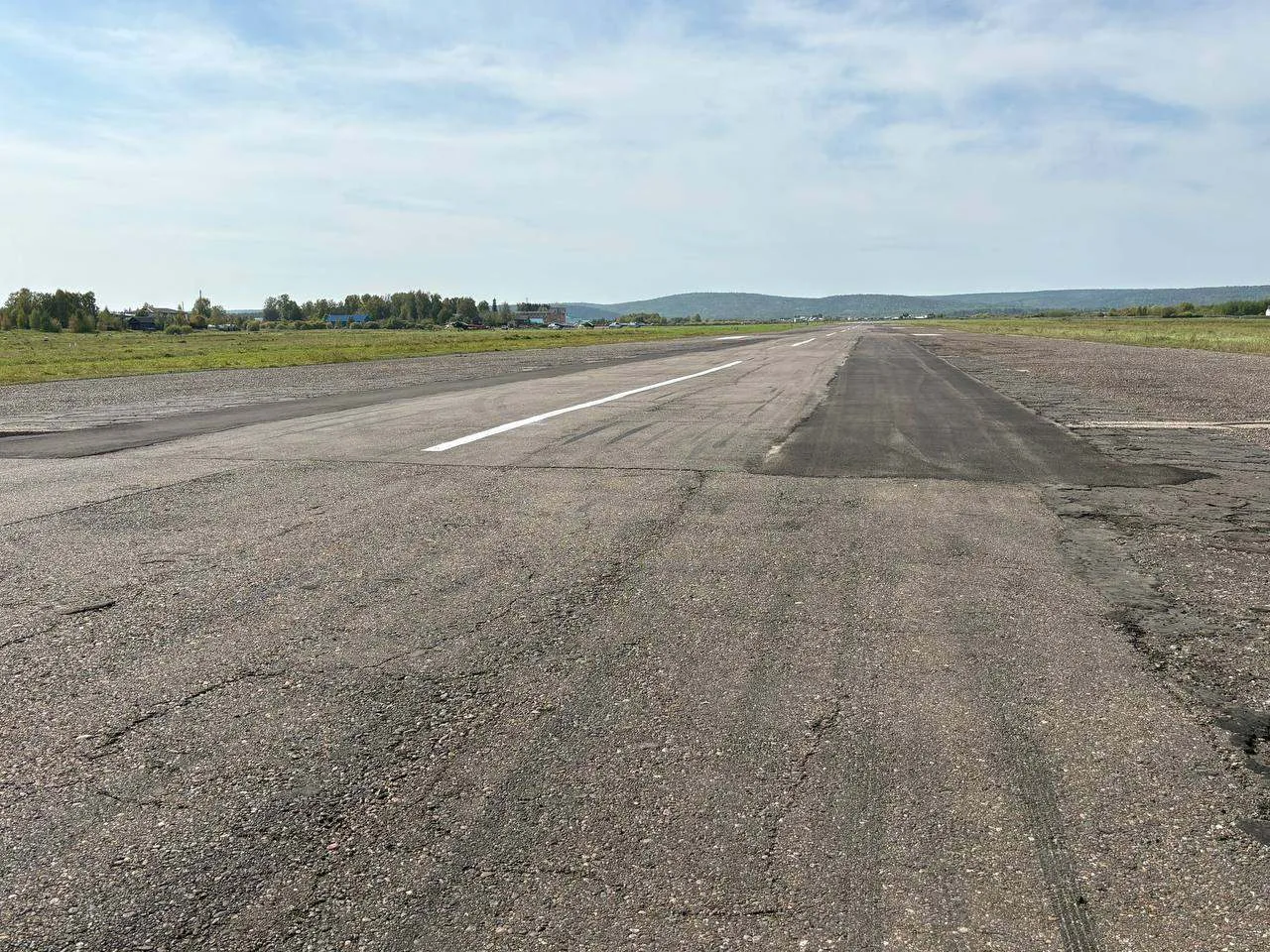 Лето спустя аэропорт Киренска возобновил прием самолетов.