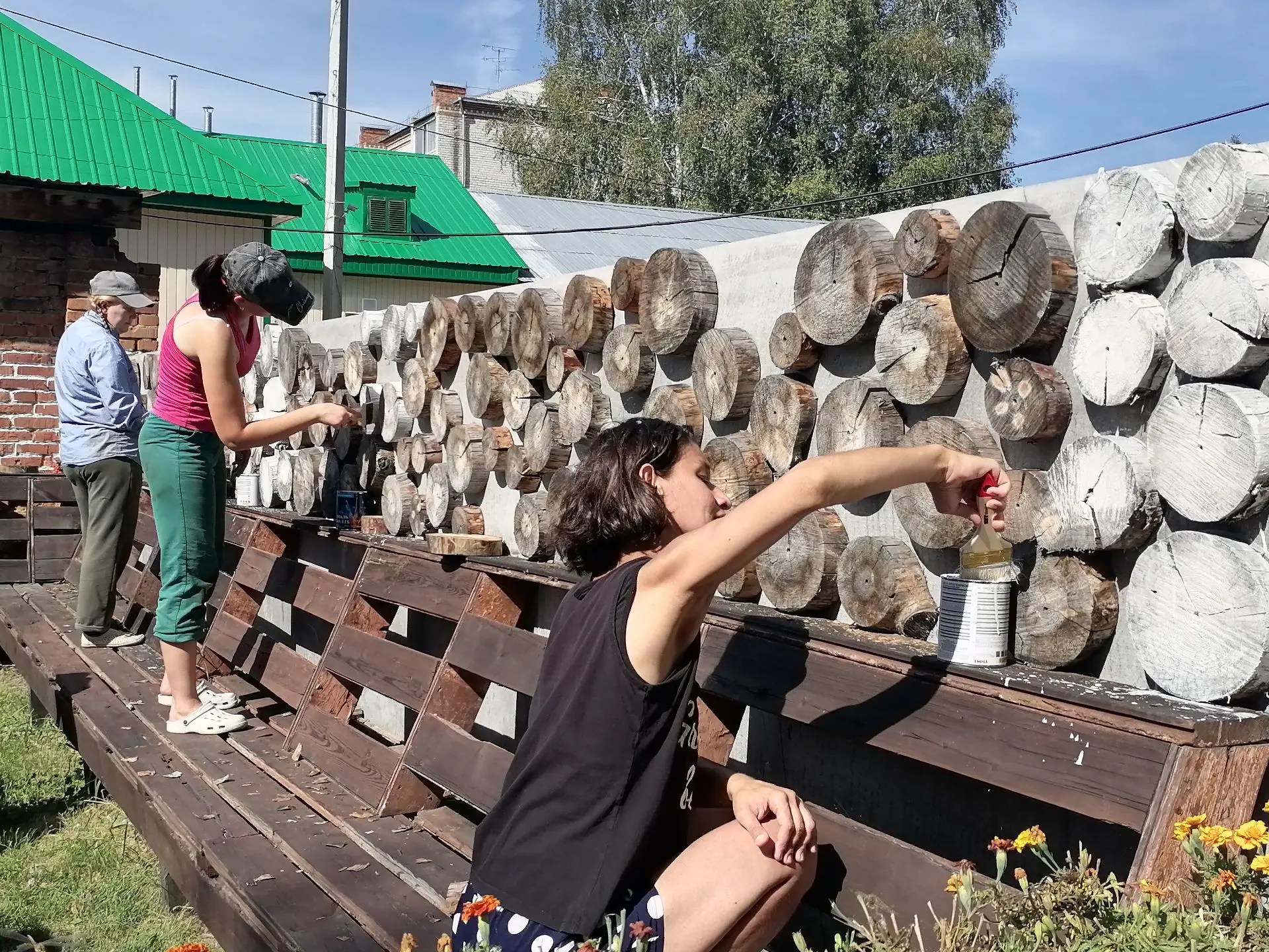 Сегодня у нас был настоящий трудовой десант! Наши замечательные волонтеры собрались вме...
