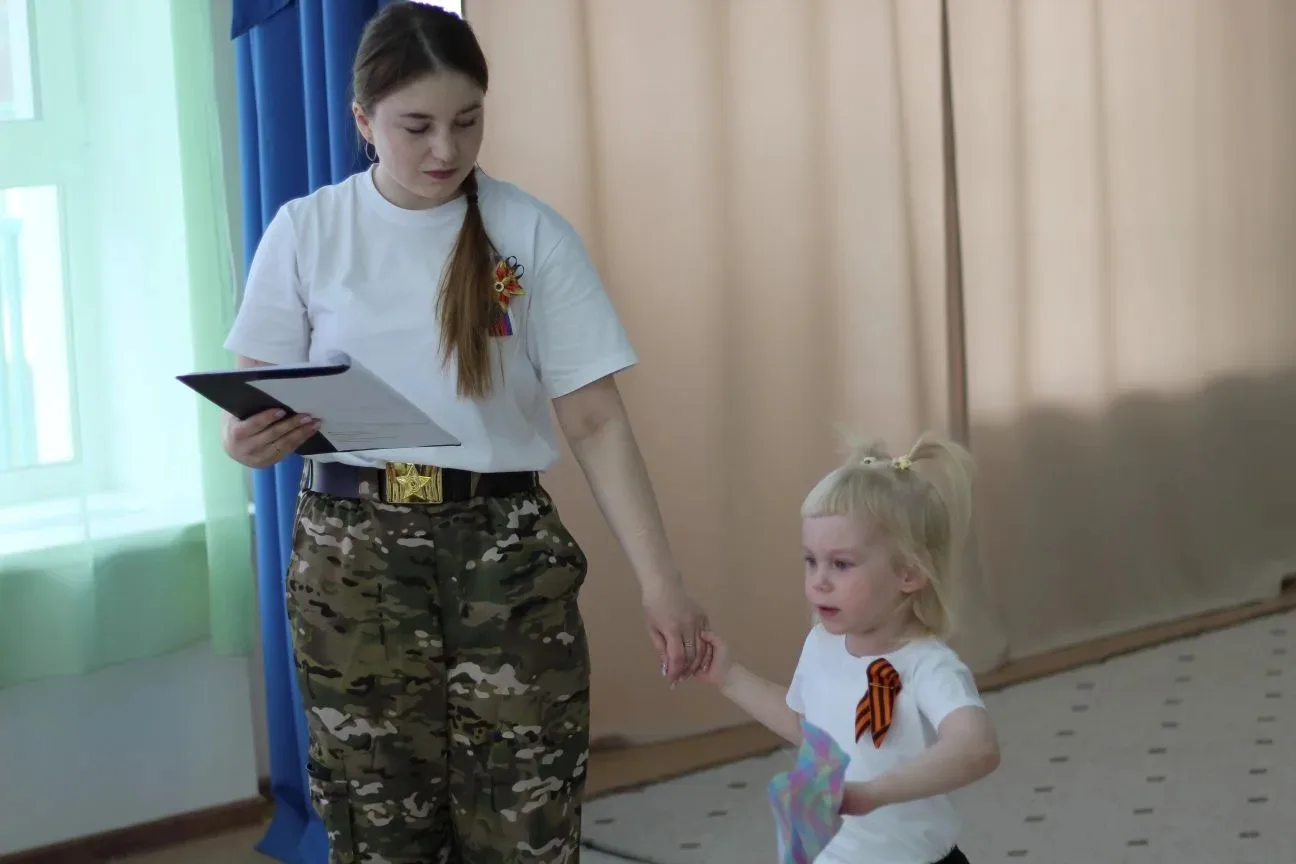 Сегодня в нашем детском саду прошло трогательное и радостное событие — малыши из группы...