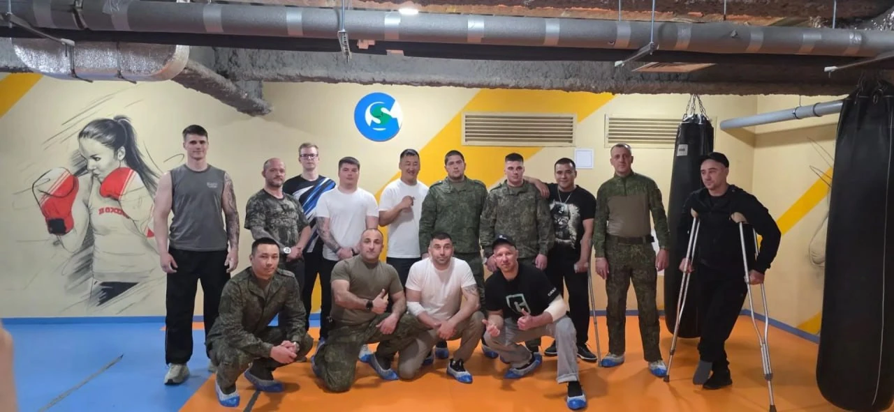 В Южно-Сахалинске определили сильнейших армрестлеров среди ветеранов СВО

В зале единоборств спортко