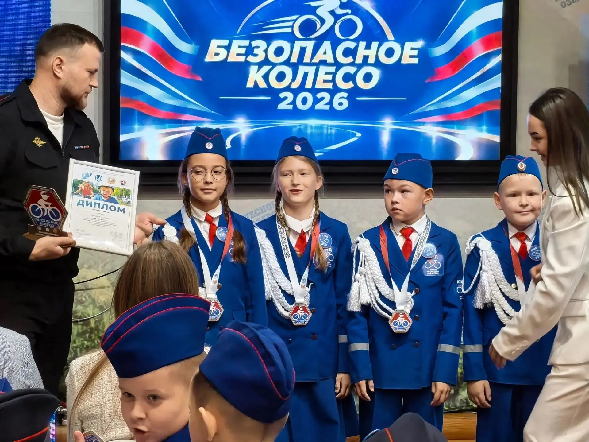 ⚡3 октября в оздоровительном центре «Лесное озеро» (Корсаковский район) завершилась сам...