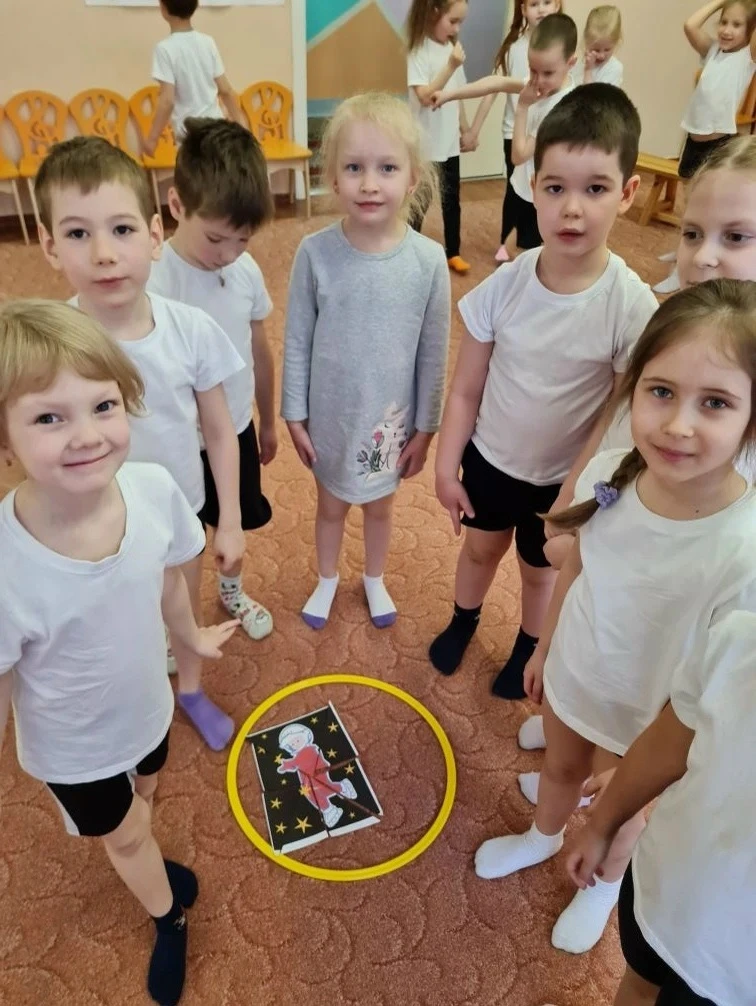 🌟 "Космическая неделя" в "Кораблике"  ✨ В детском саду "Кораблик" в преддверии 65-летия первого поле