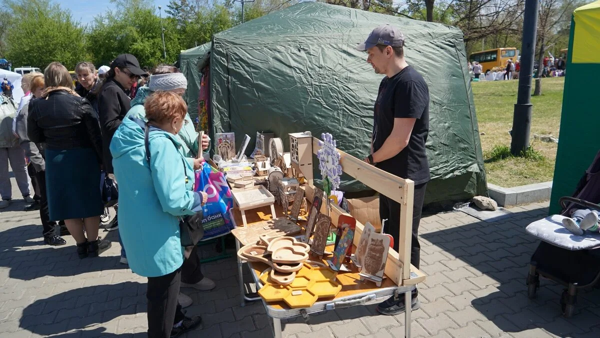 В Комсомольске-на-Амуре в 31-й раз прошла ярмарка-выставка «Парад профессий»  Учреждения среднего пр