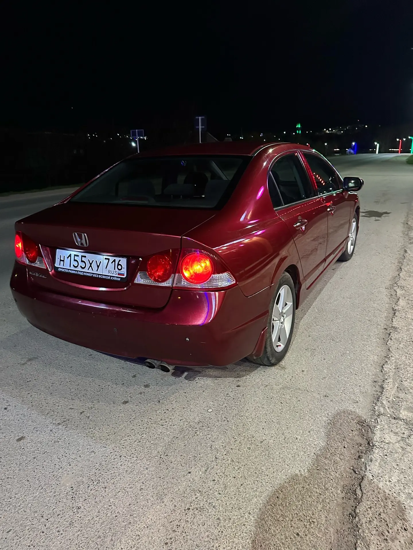 2008год. AT 1.8 Максимальна комплектация . Сигнализация с автозапуском, саб, зимняя резина . Подробн