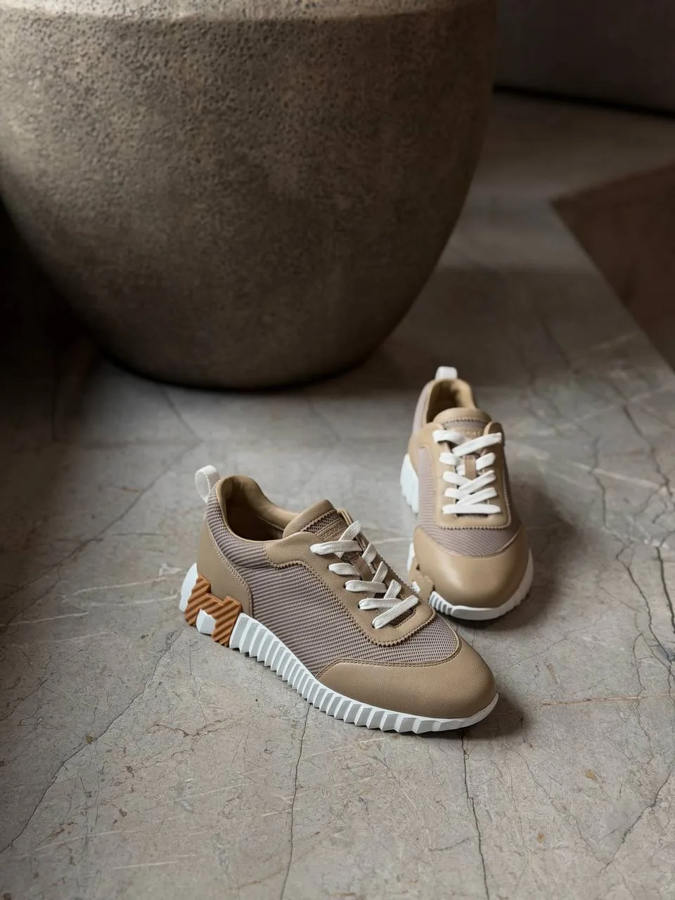 Новые кроссовки Hermès Bouncing, маркировка 39,5