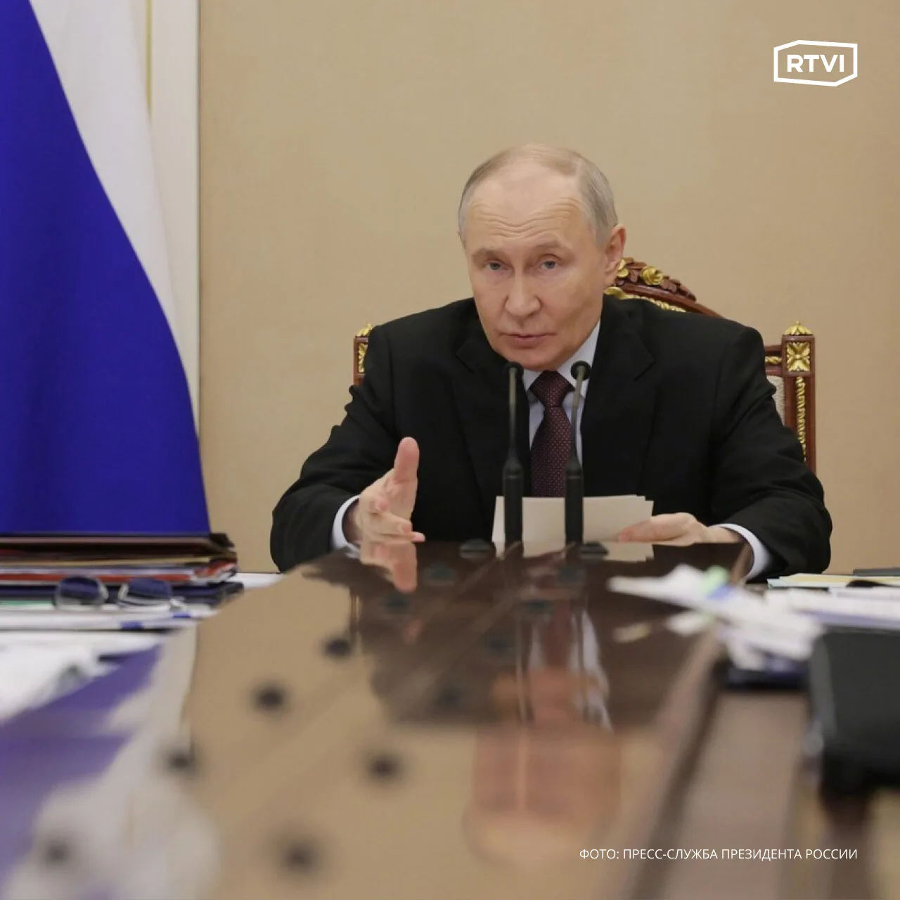 Россия готова объявить временное перемирие с Украиной на День Победы, заявил Владимир П...