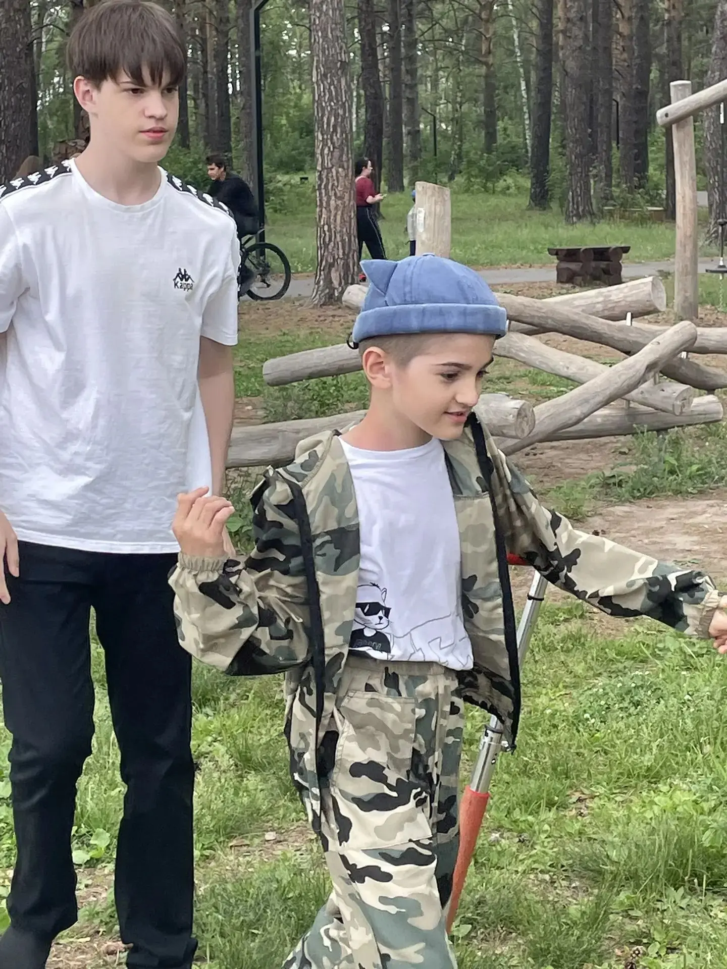 Братская любовь без слов... 🦁❤️