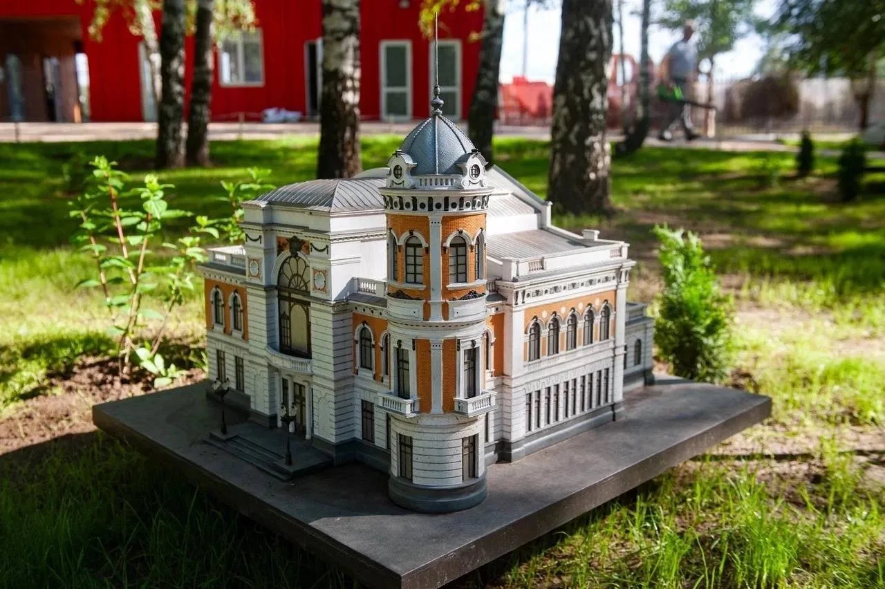 🎡На Бору временно закрылся парк «Россия в миниатюре»