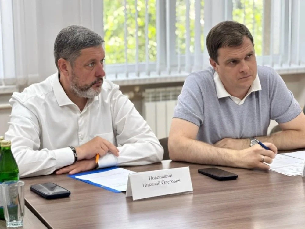 💬Приём граждан
 
Министр природных ресурсов и охраны окружающей среды Ставропольского края Олег Без