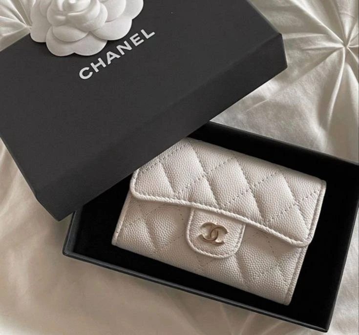 Хотелка дня — в кошельке и на карте всегда так, чтобы хватало на все!