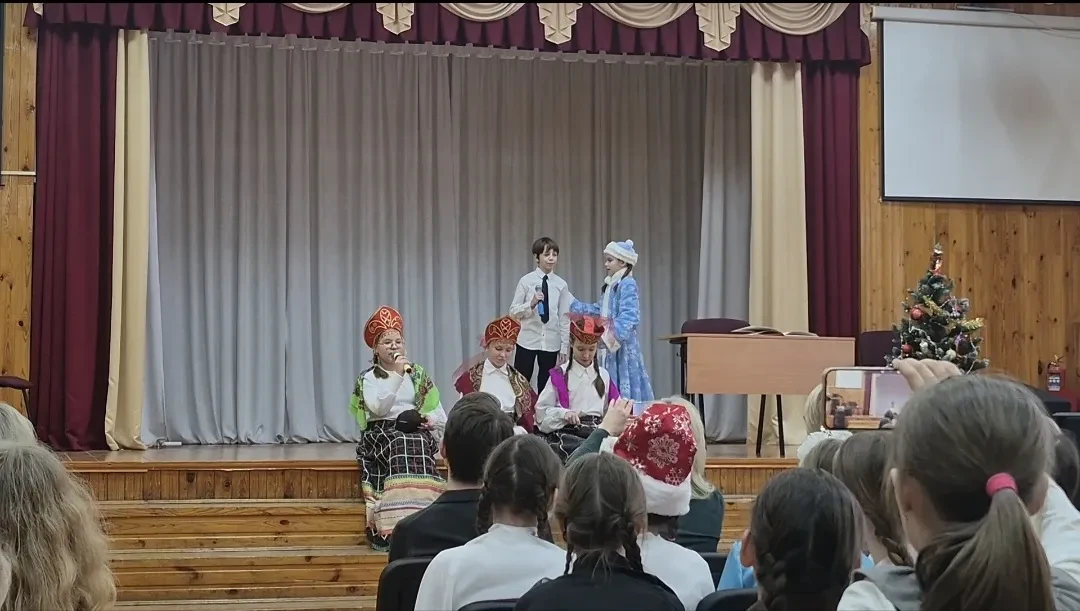 АПЛОДИСМЕНТЫ, ЗАНАВЕС, ТРИУМФ! 🎭✨ Если вы думали, что мудрость — это скучные нотации из учебников, з