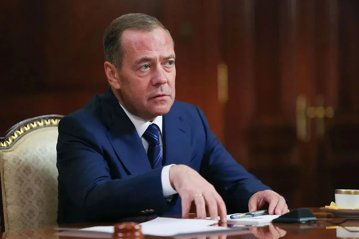Дмитрий Медведев выступил с рядом громких тезисов