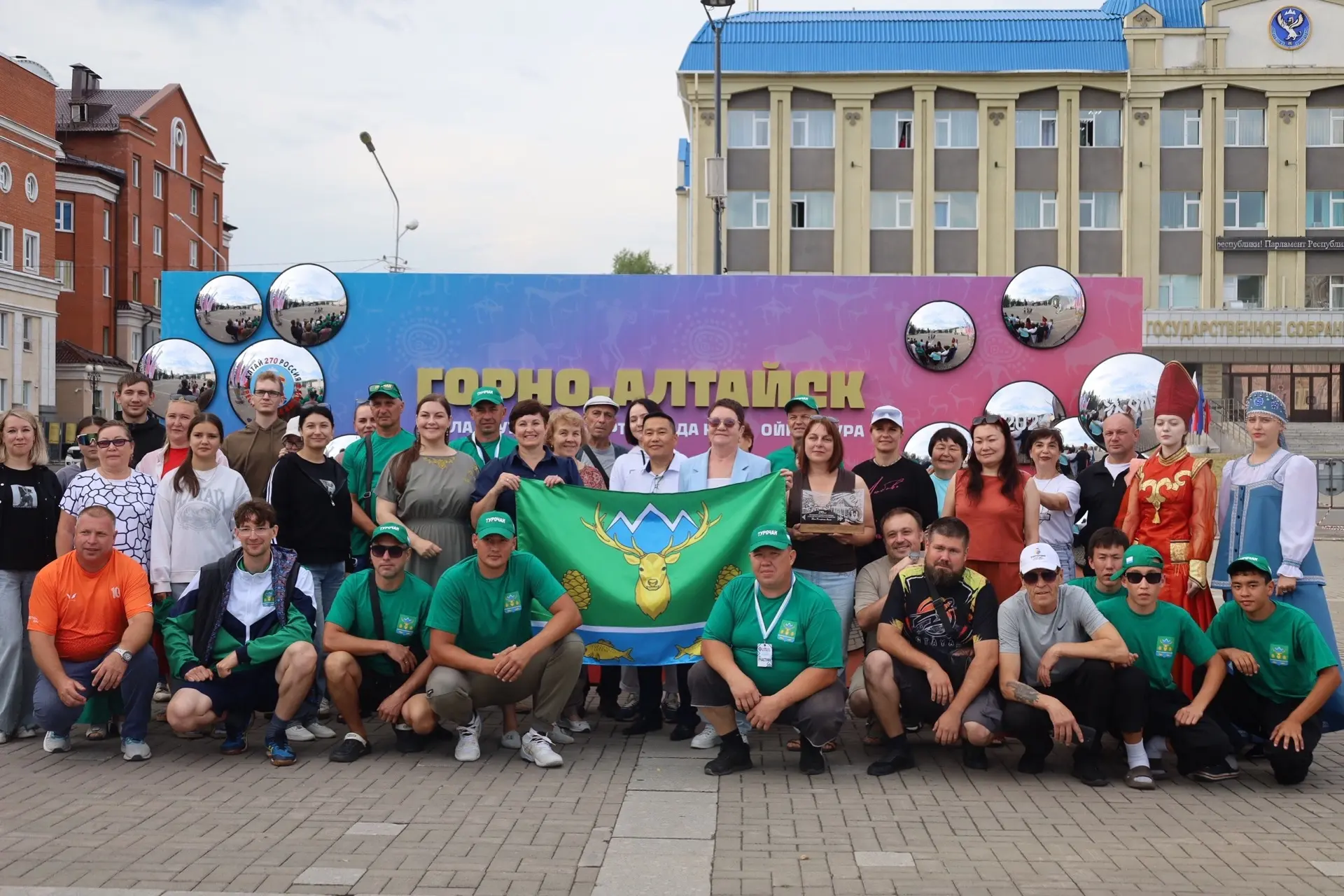 🎉 Дом Творчества и Досуга Турочакского района на «Эл‑Ойын»: день первый! 🎉

17 июля стало по-насто