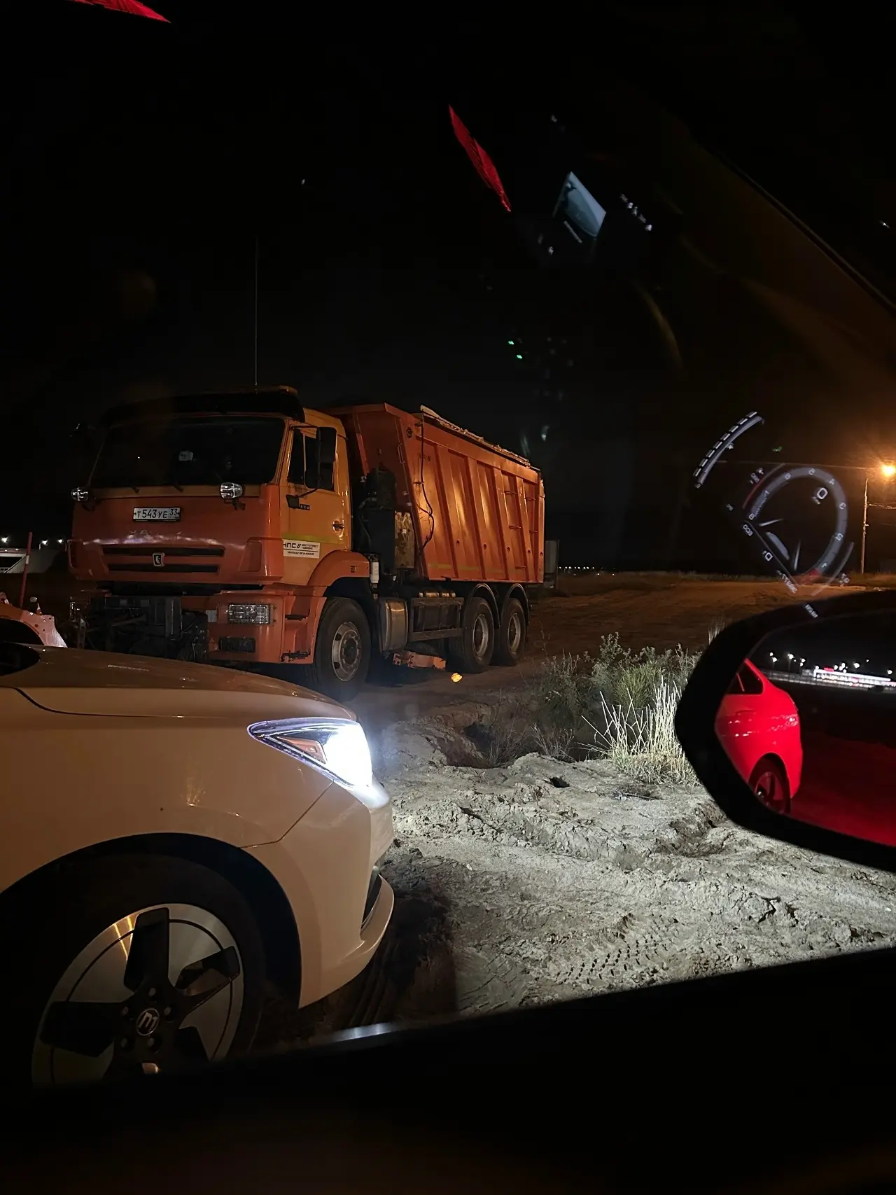 Лукойл на М12 всё - съезды перекрыты