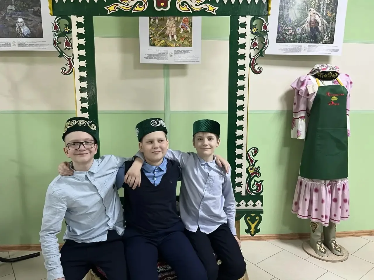 🌿Год единства народов России.   15 апреля 5п класс посетил Центр татарской культуры Курганской облас